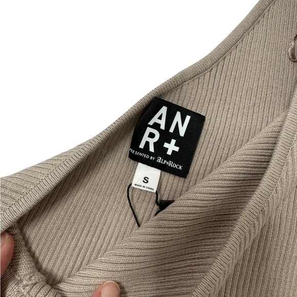 Alp N Rock | ANR+ Marie One Shoulder Eco Vero Ribbed Sweater in Stone Small - Picture 6 of 8